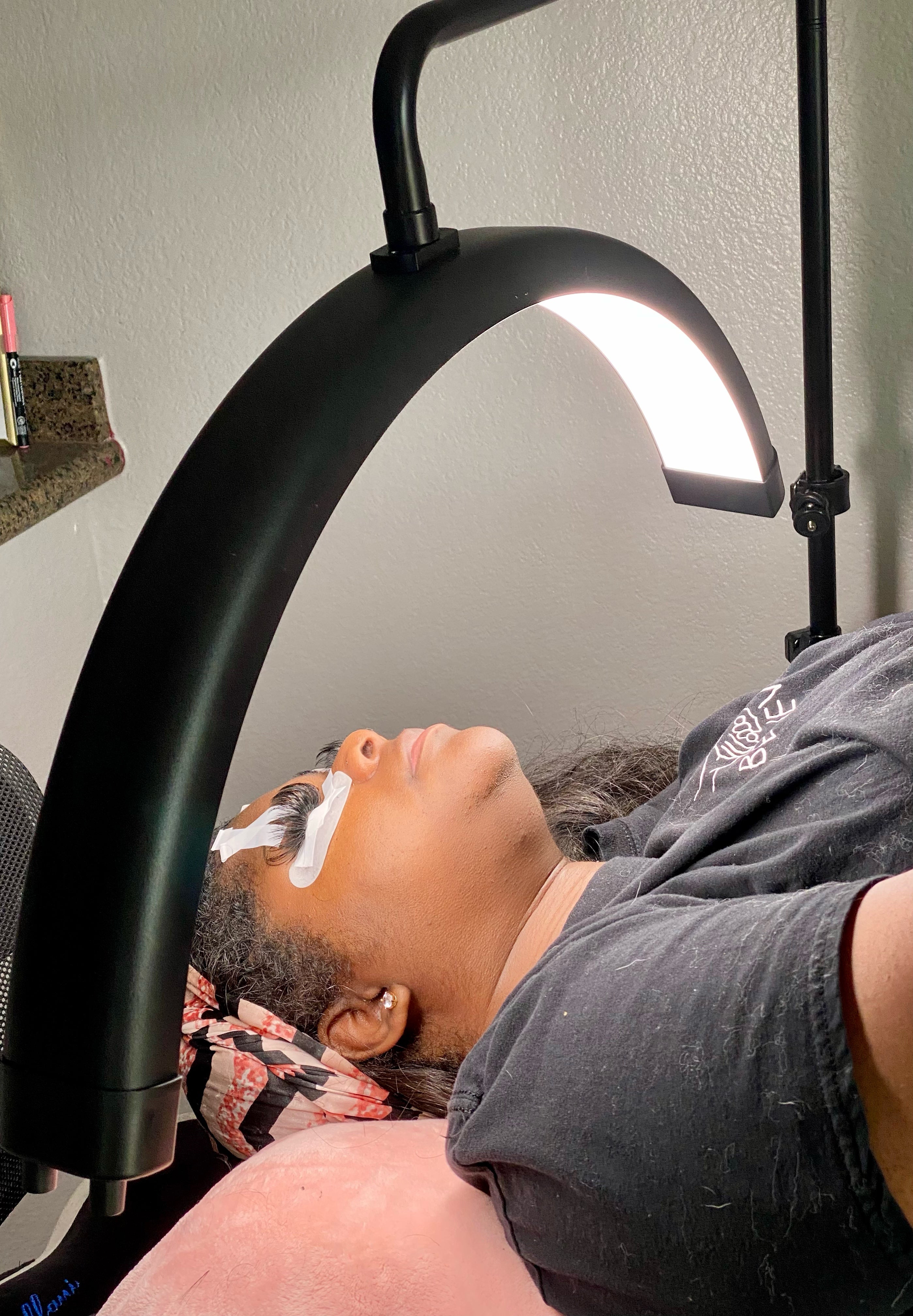 360 eyelash extension light – Jasmine Nakea